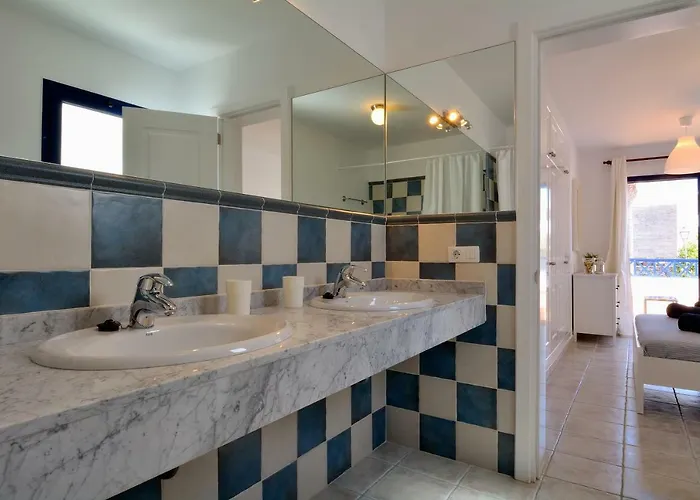 Oasis Villa *